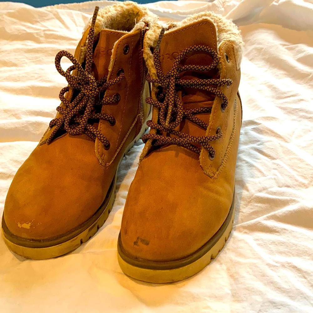 Sprox boys tan suede with side zipper boots